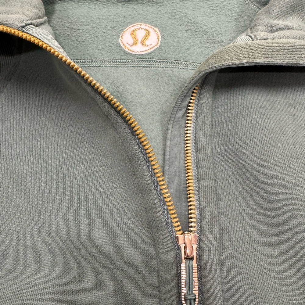 Lululemon Med. Green 1/2 Zip Scuba